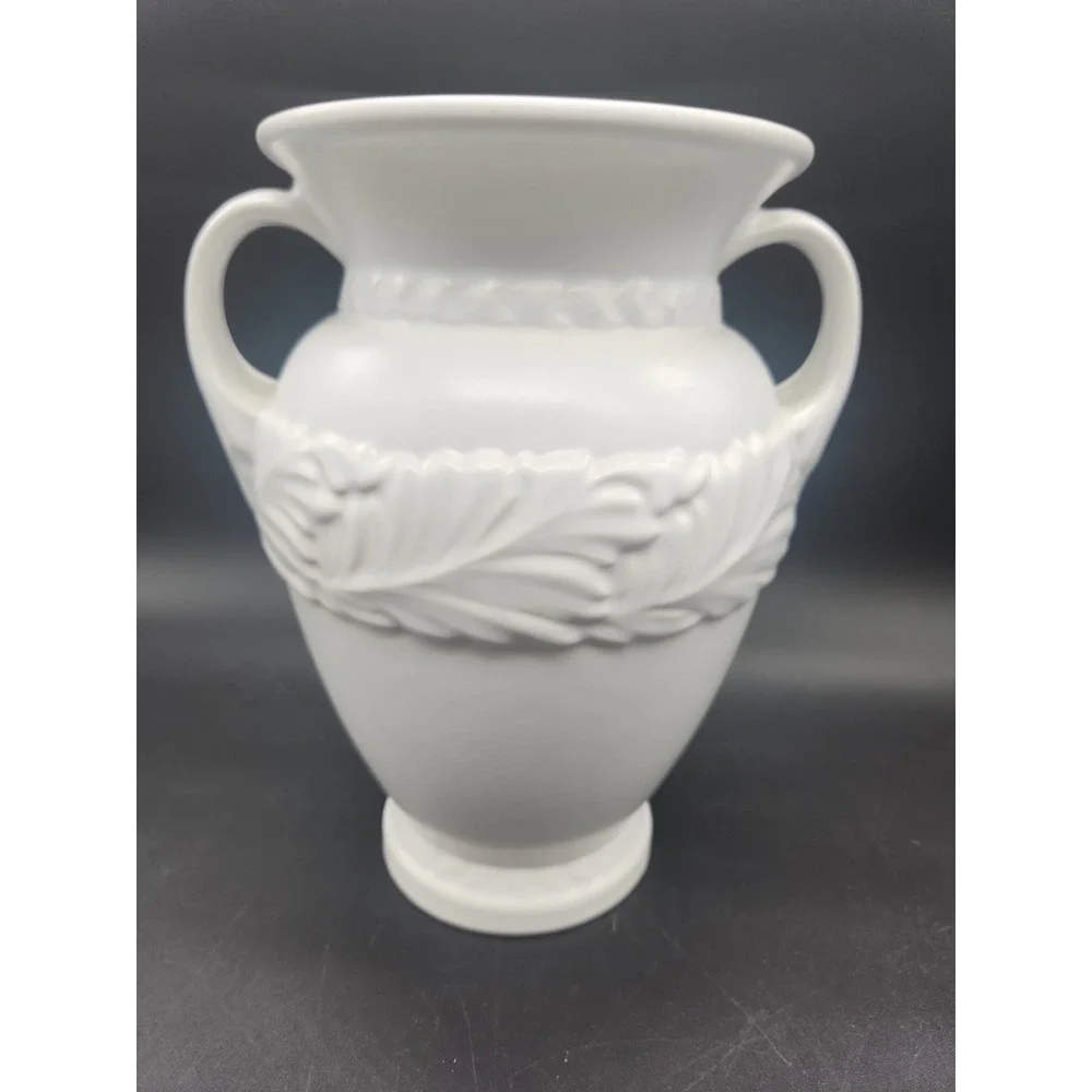 ABINGDON Pottery #153 Vase from 1940's  White Vase with Acanthus Leaf